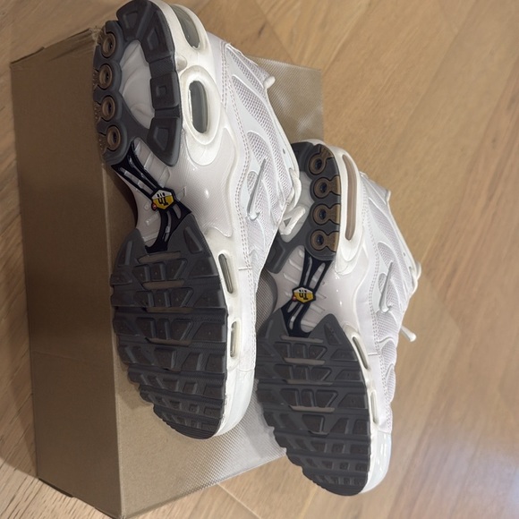 Nike Air Max Plus - Picture 5 of 7